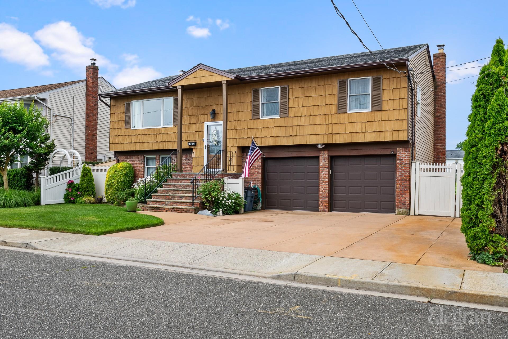 3408 Parkway Drive, Baldwin, NY 11510