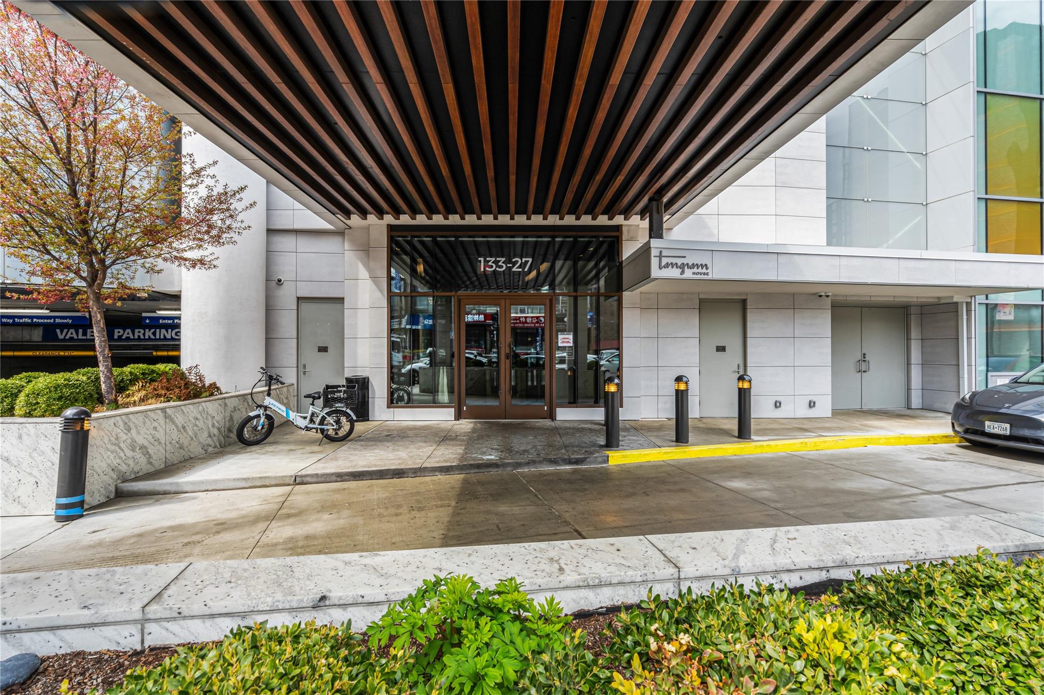 133-36 37th Avenue # 10, Flushing, NY 11354