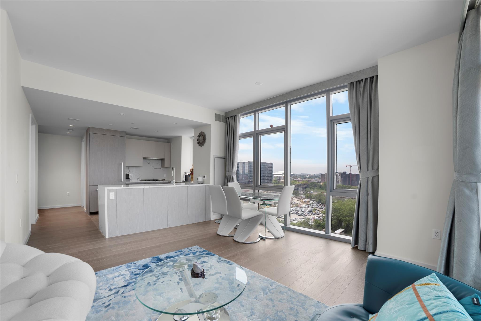 133-36 37th Avenue # 10, Flushing, NY 11354