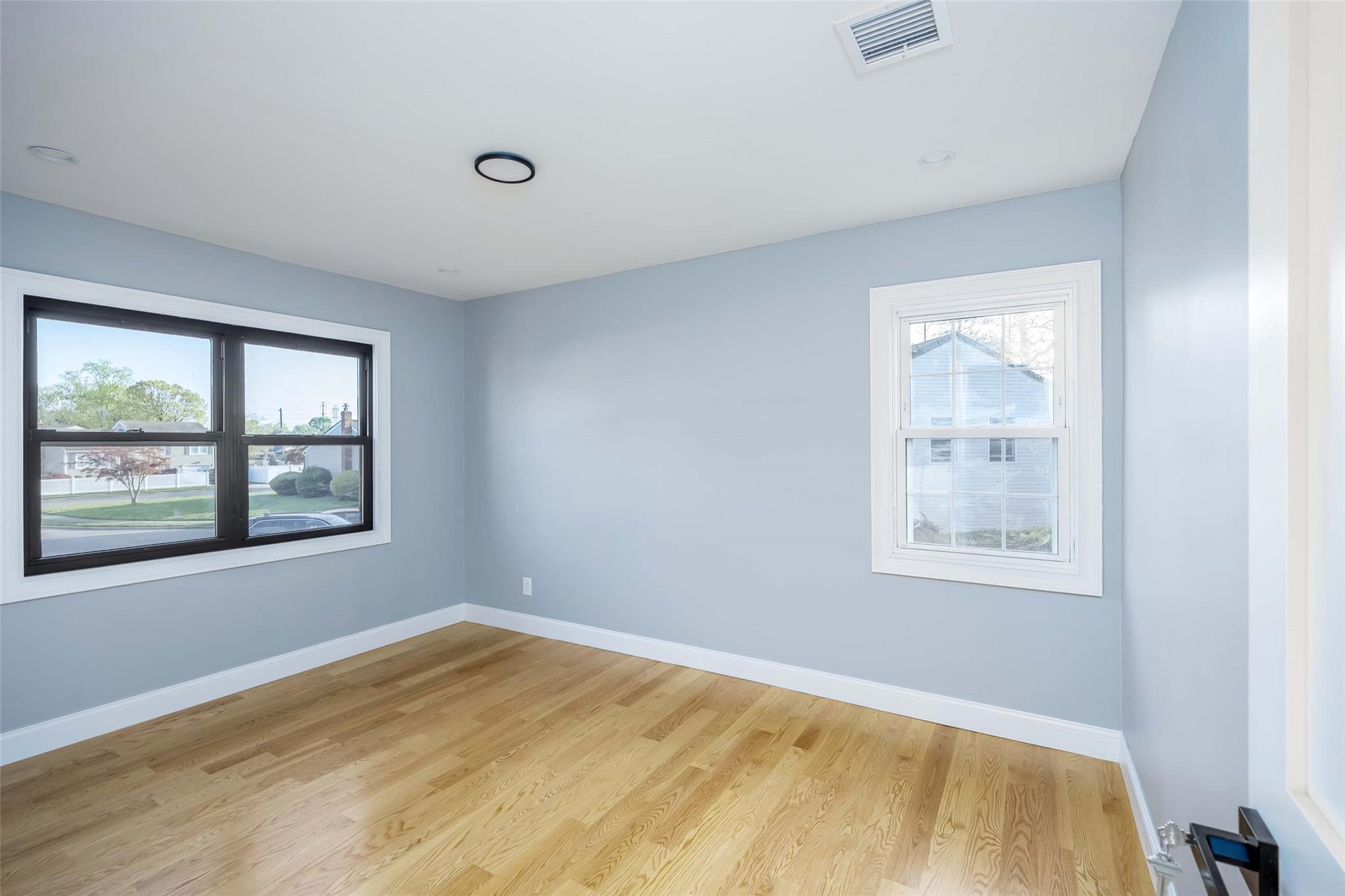 38 Bradford Lane, Bethpage, NY 11714