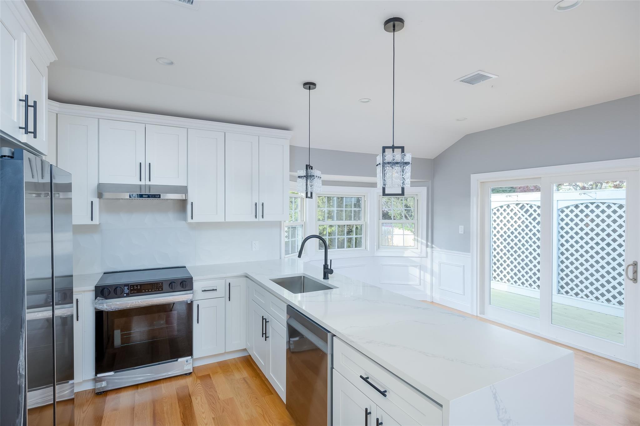 38 Bradford Lane, Bethpage, NY 11714