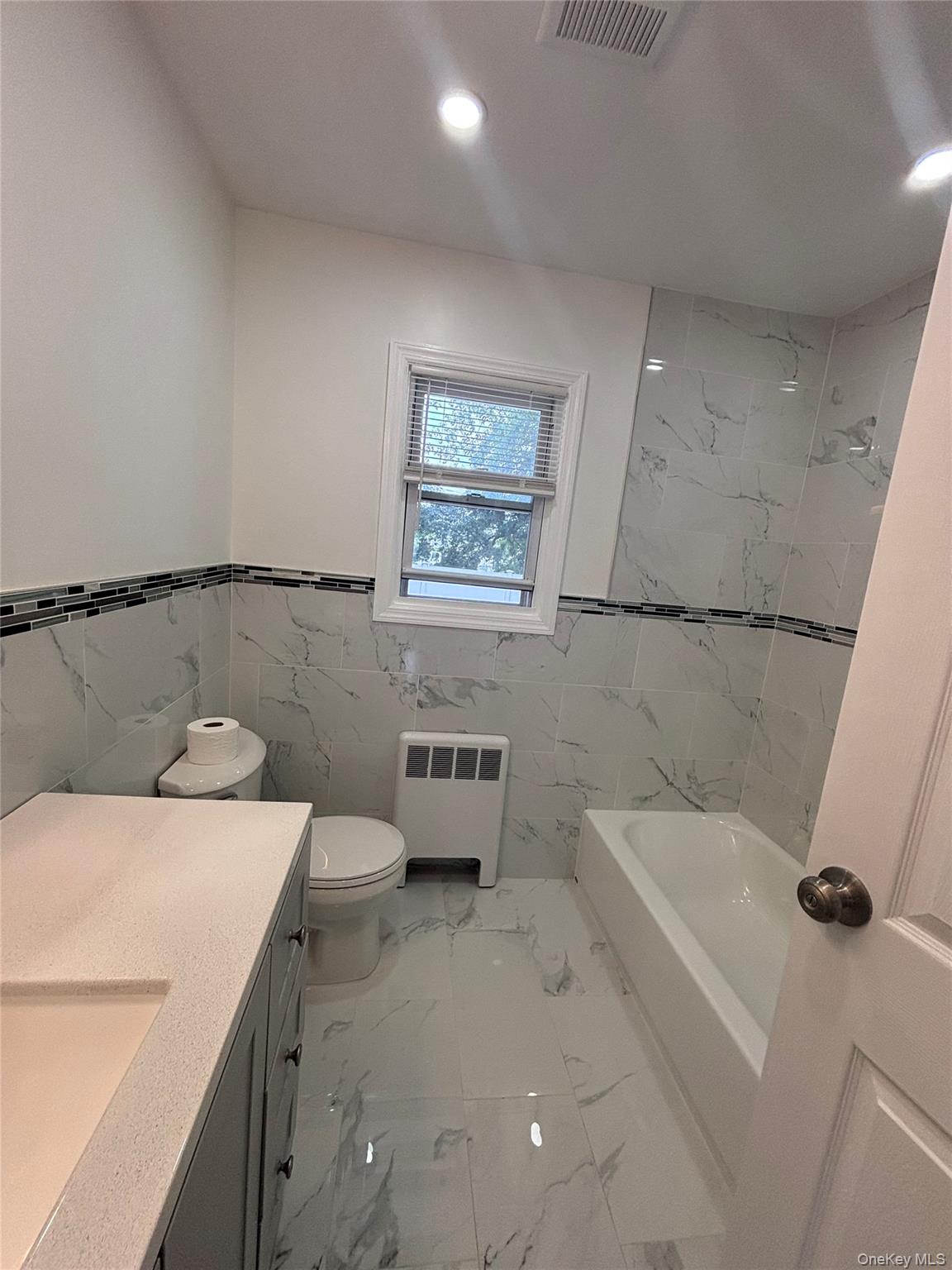 868 Oliver Avenue, Westbury, NY 11590