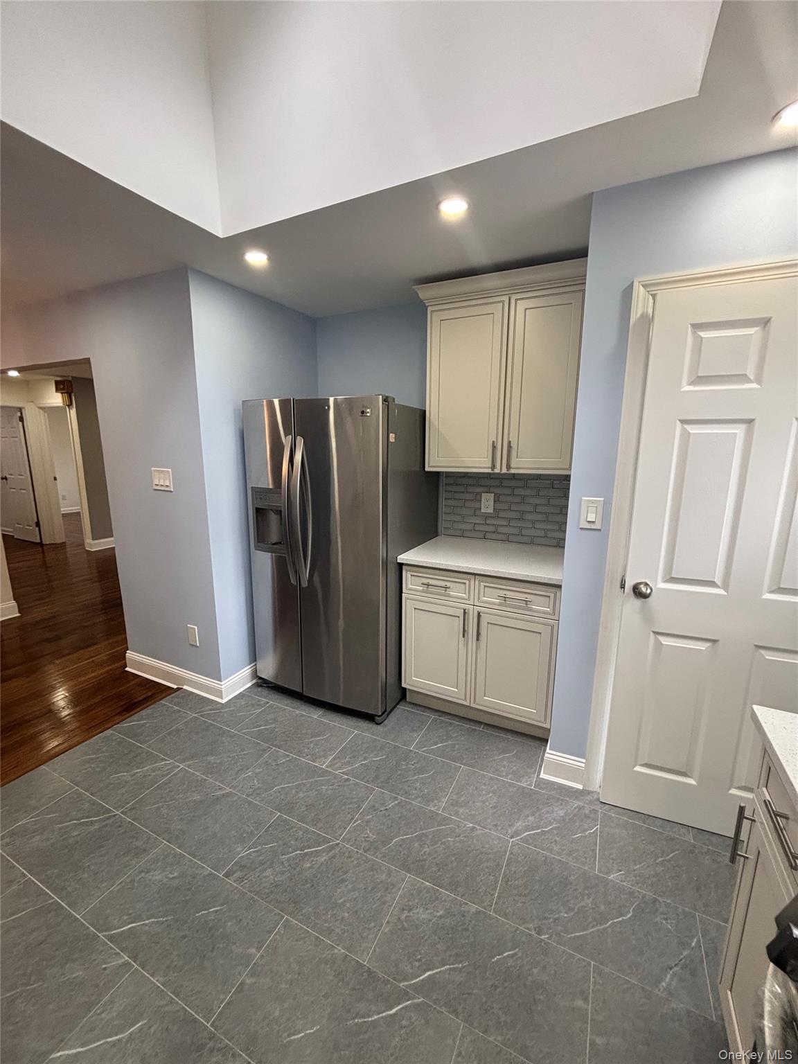 868 Oliver Avenue, Westbury, NY 11590