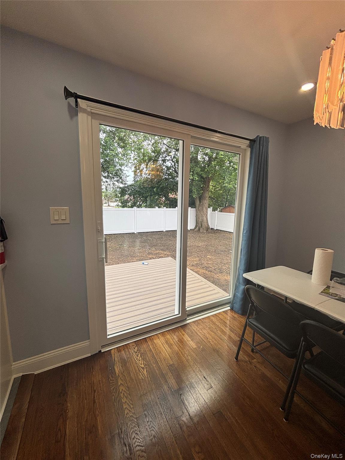 868 Oliver Avenue, Westbury, NY 11590