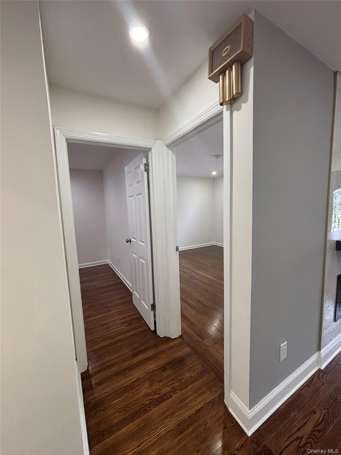 868 Oliver Avenue, Westbury, NY 11590