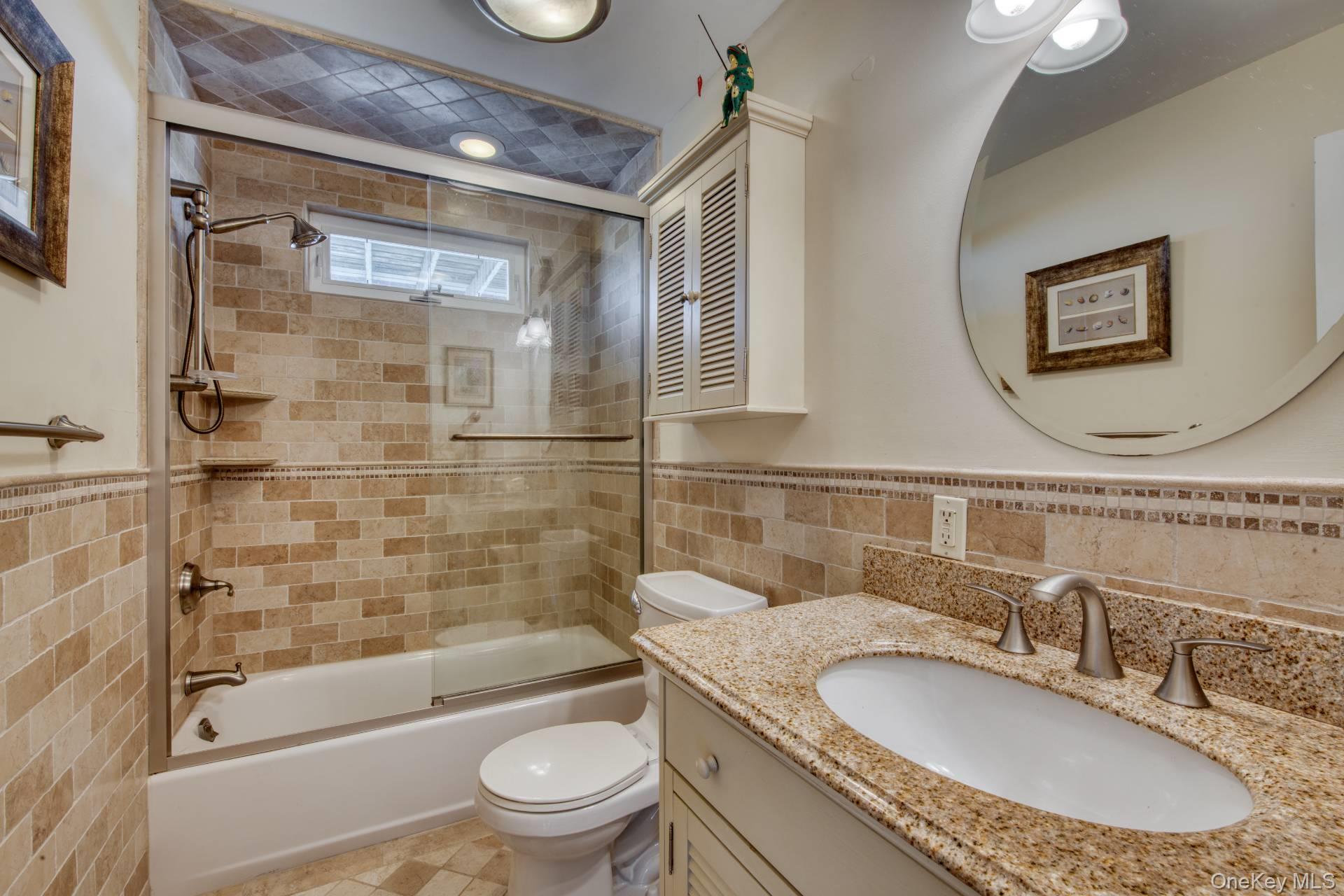 2 Bayside Avenue, East Quogue, NY 11942