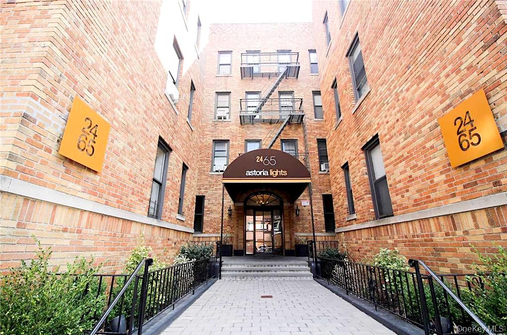 24-65 38 Street # D10, Astoria, NY 11103