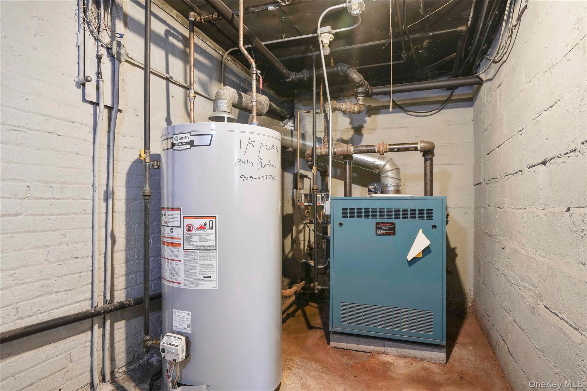 6046 Putnam Avenue, Ridgewood, NY 11385