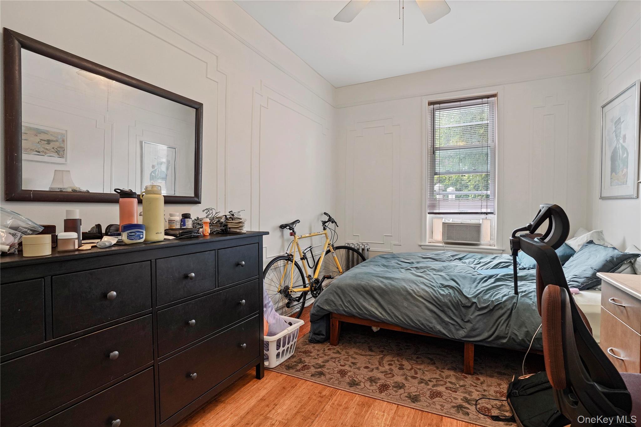 6046 Putnam Avenue, Ridgewood, NY 11385