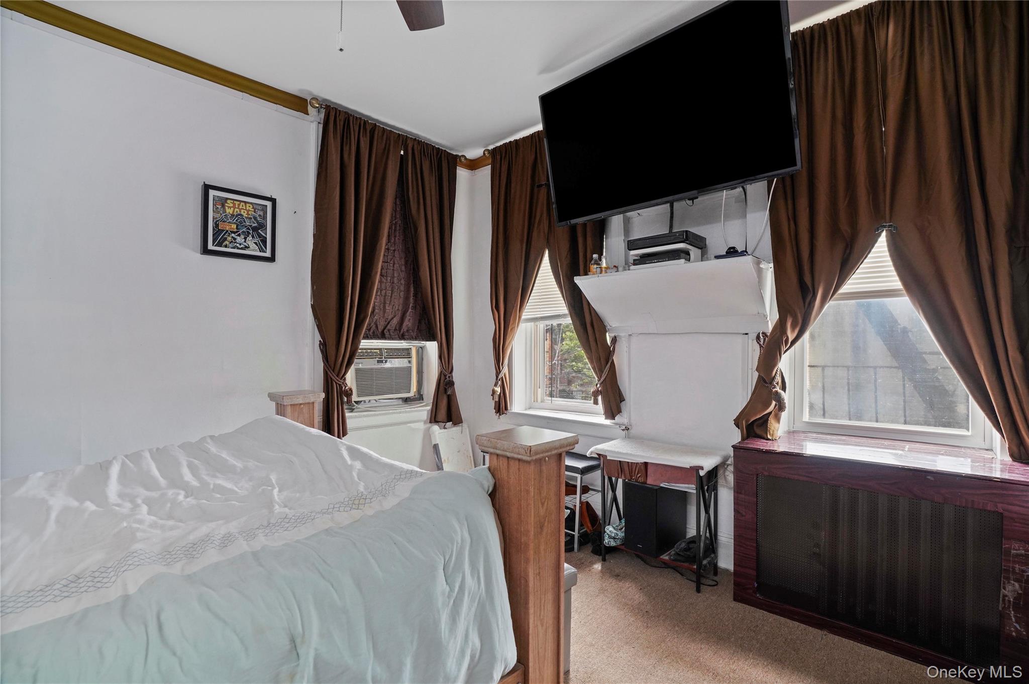 6046 Putnam Avenue, Ridgewood, NY 11385