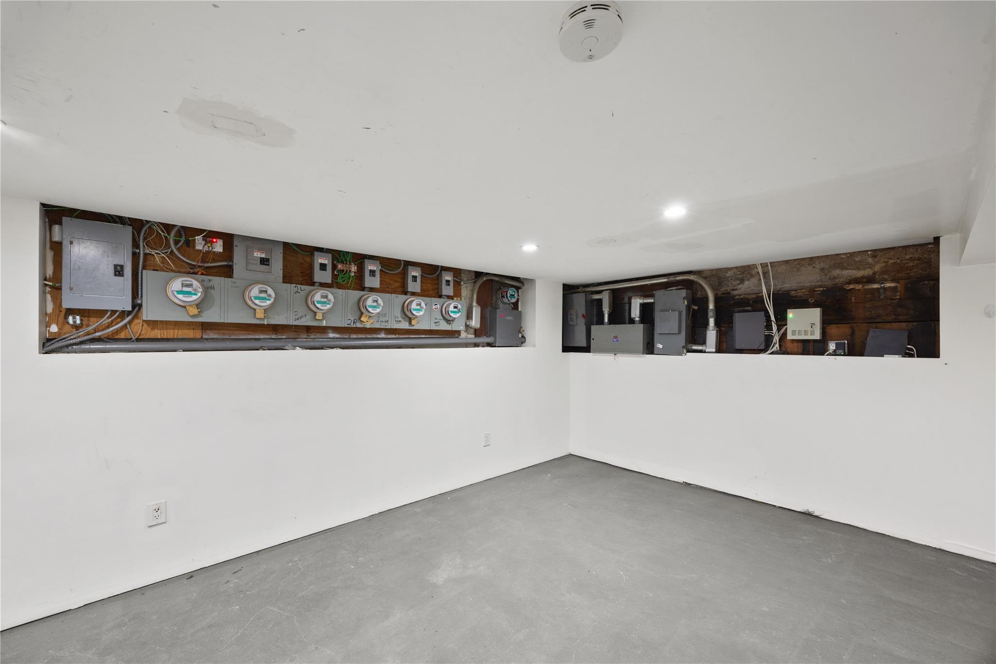 850 Clarkson Avenue, Brooklyn, NY 11203