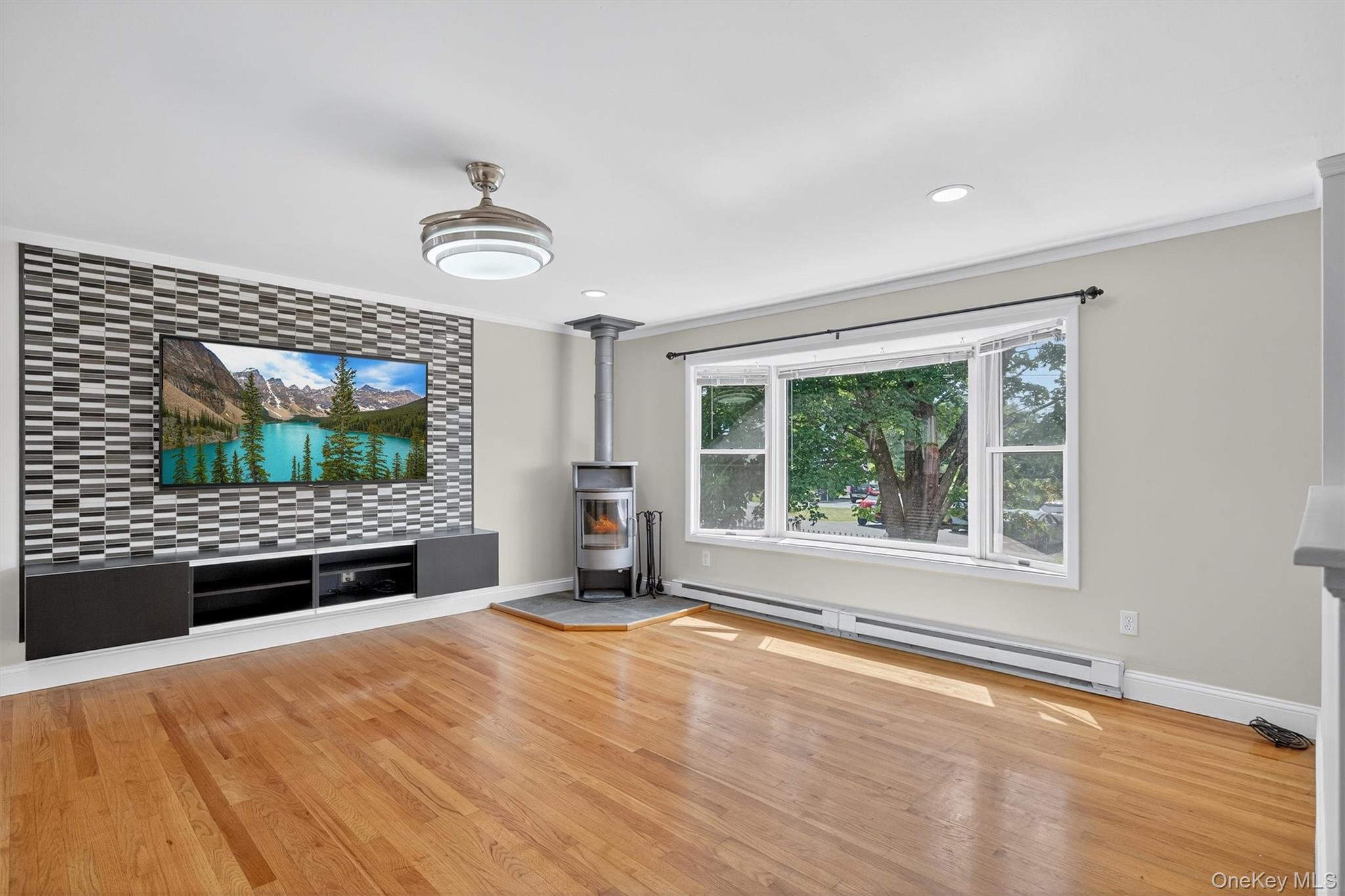 13 Dragotta Road, Marlboro, NY 12542