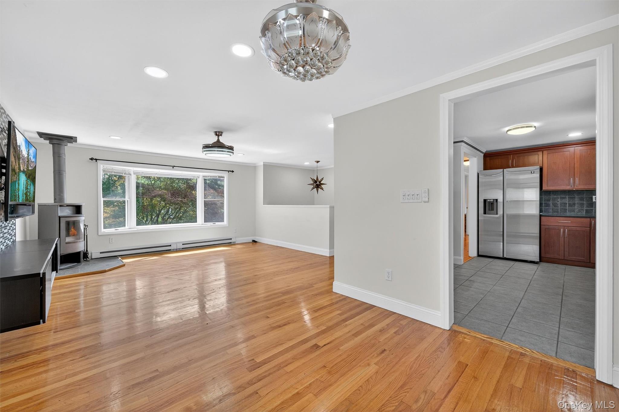 13 Dragotta Road, Marlboro, NY 12542