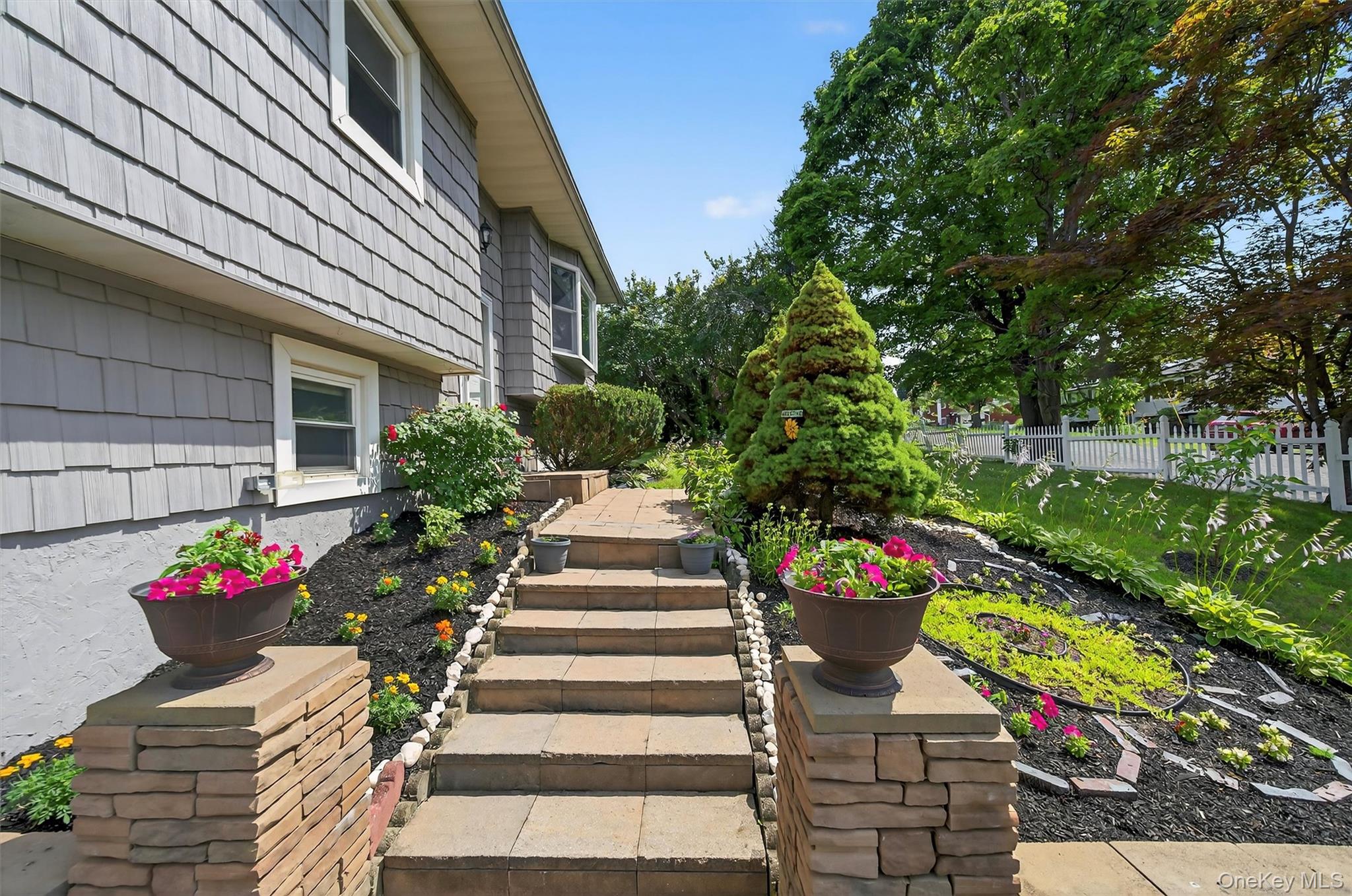 13 Dragotta Road, Marlboro, NY 12542