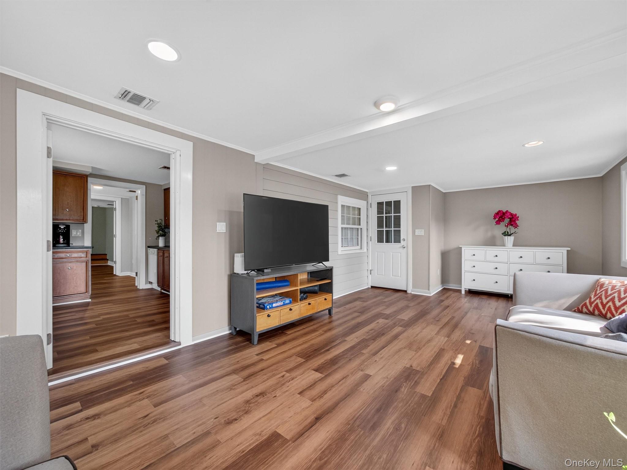 519 Haverstraw Road, Suffern, NY 10901