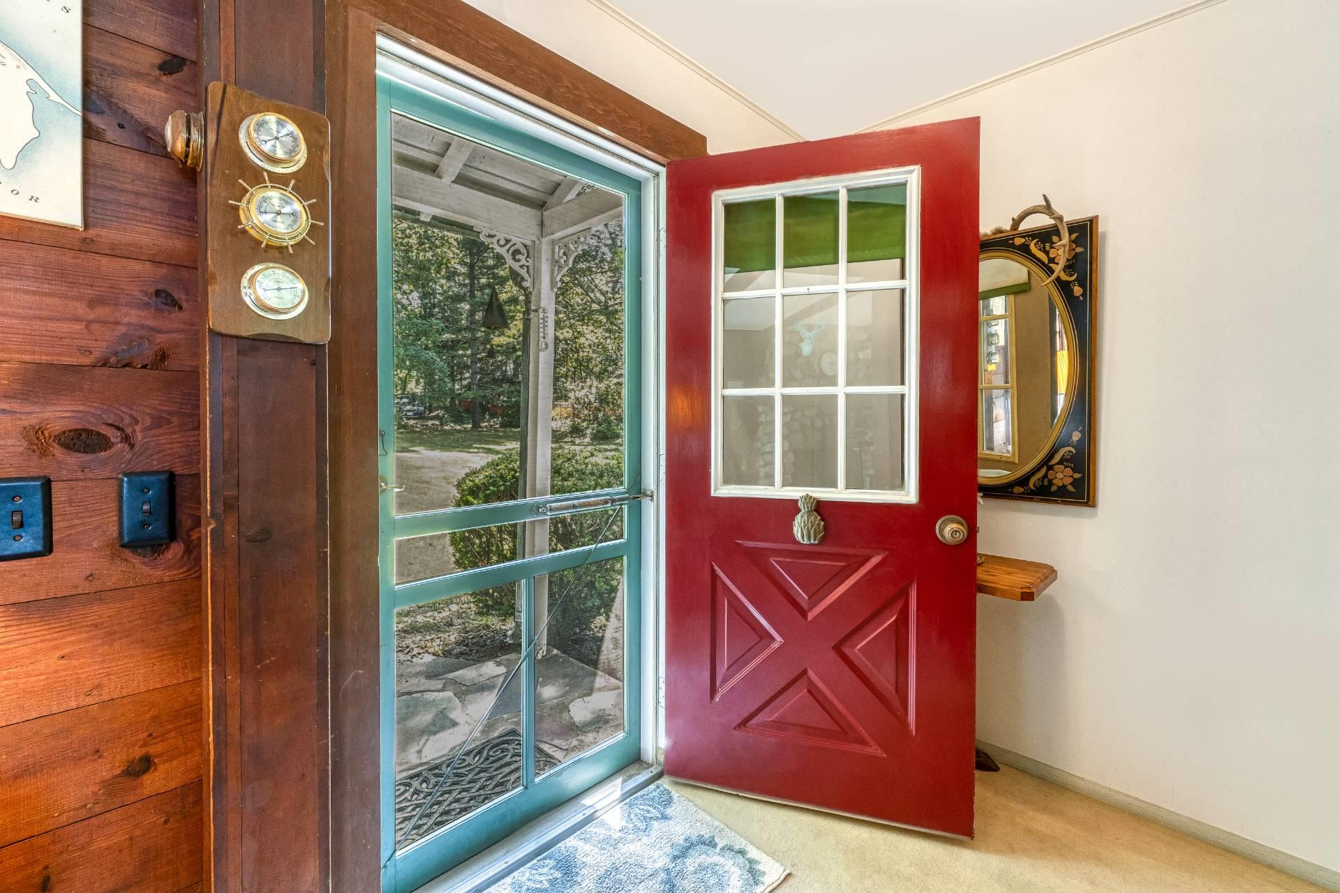 6-6A S Ram Island Drive, Shelter Island, NY 11964