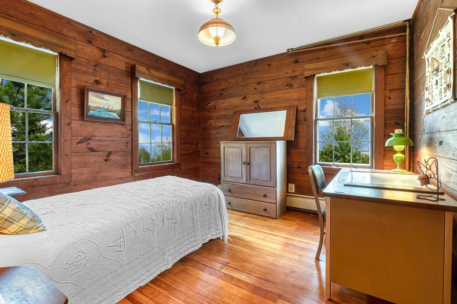 6-6A S Ram Island Drive, Shelter Island, NY 11964