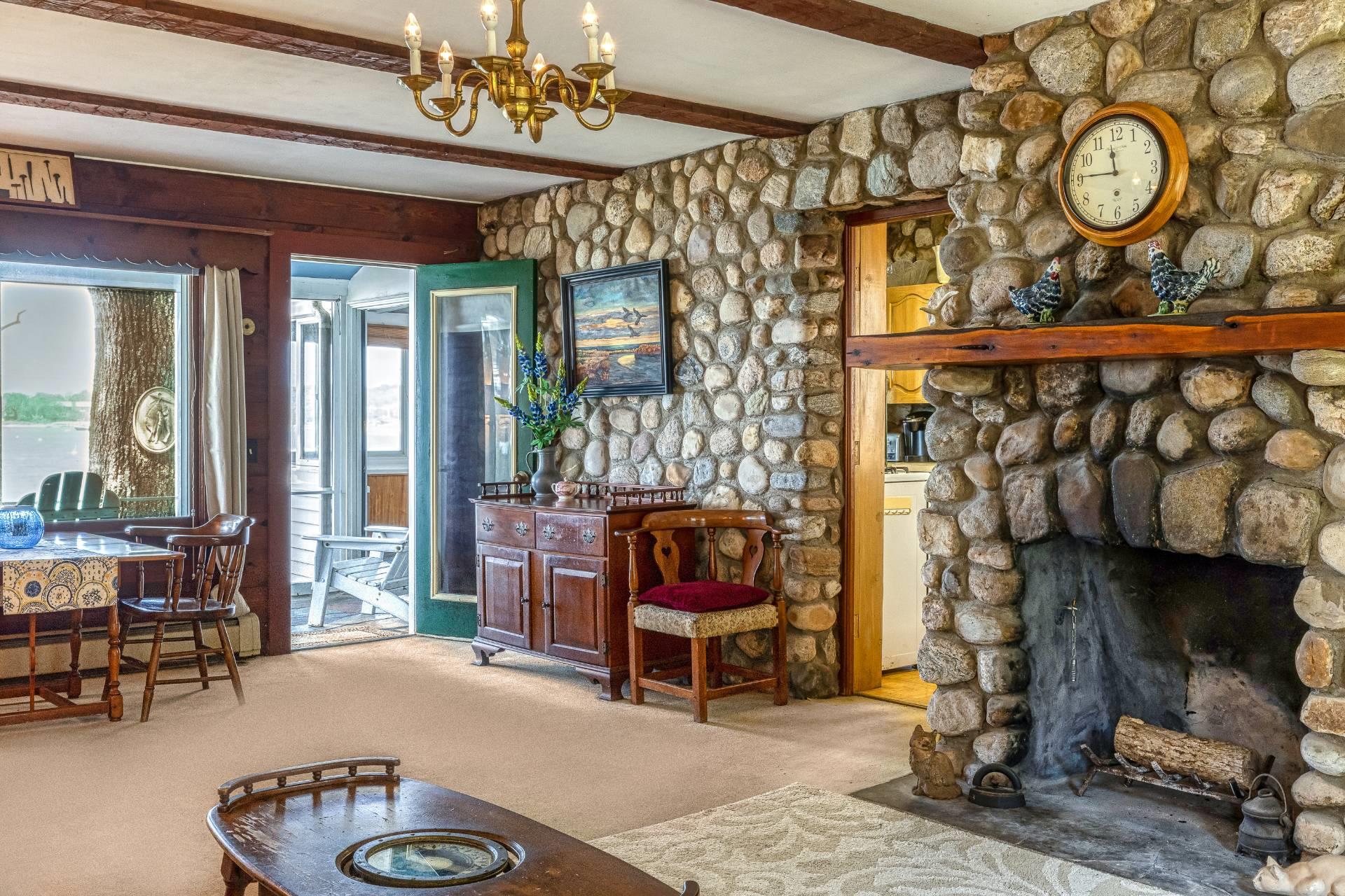 6-6A S Ram Island Drive, Shelter Island, NY 11964