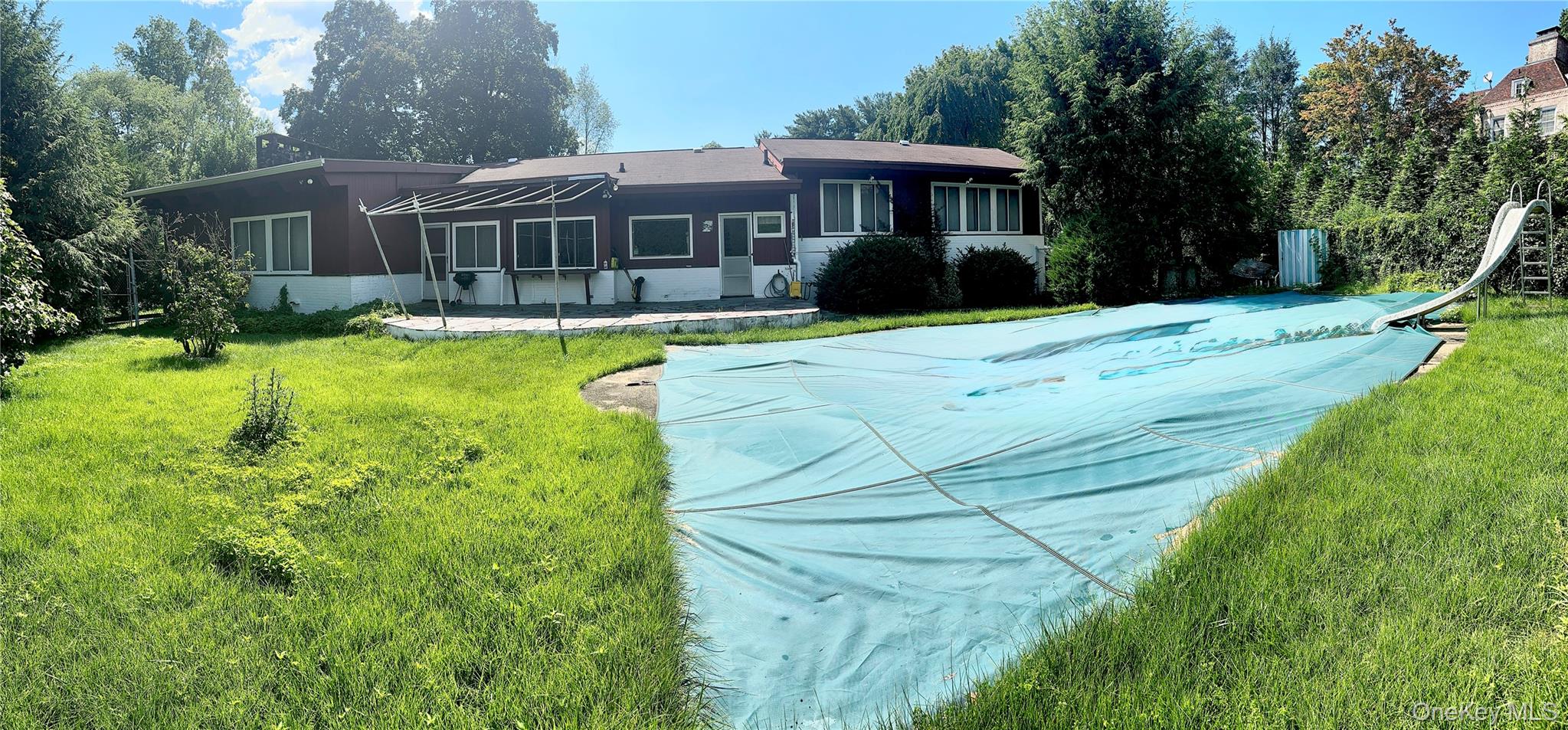 100 Woodford Road, Scarsdale, NY 10583