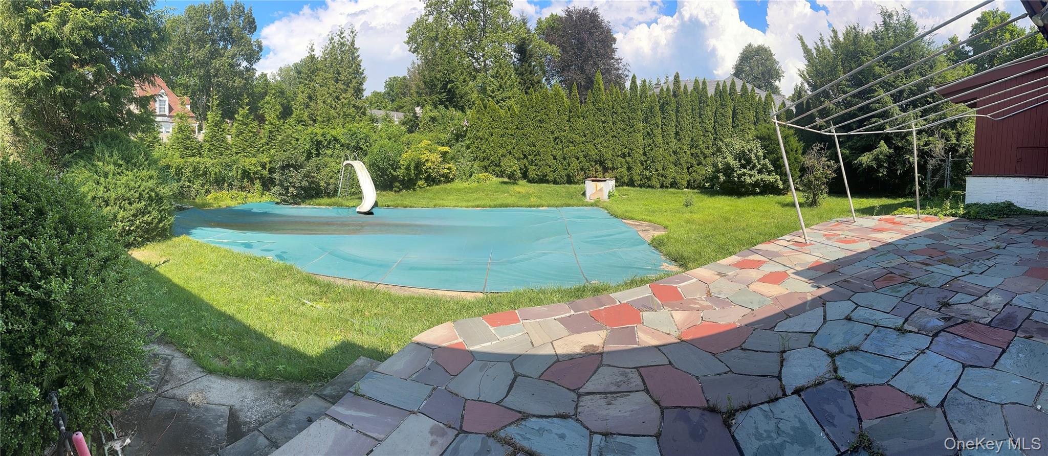 100 Woodford Road, Scarsdale, NY 10583