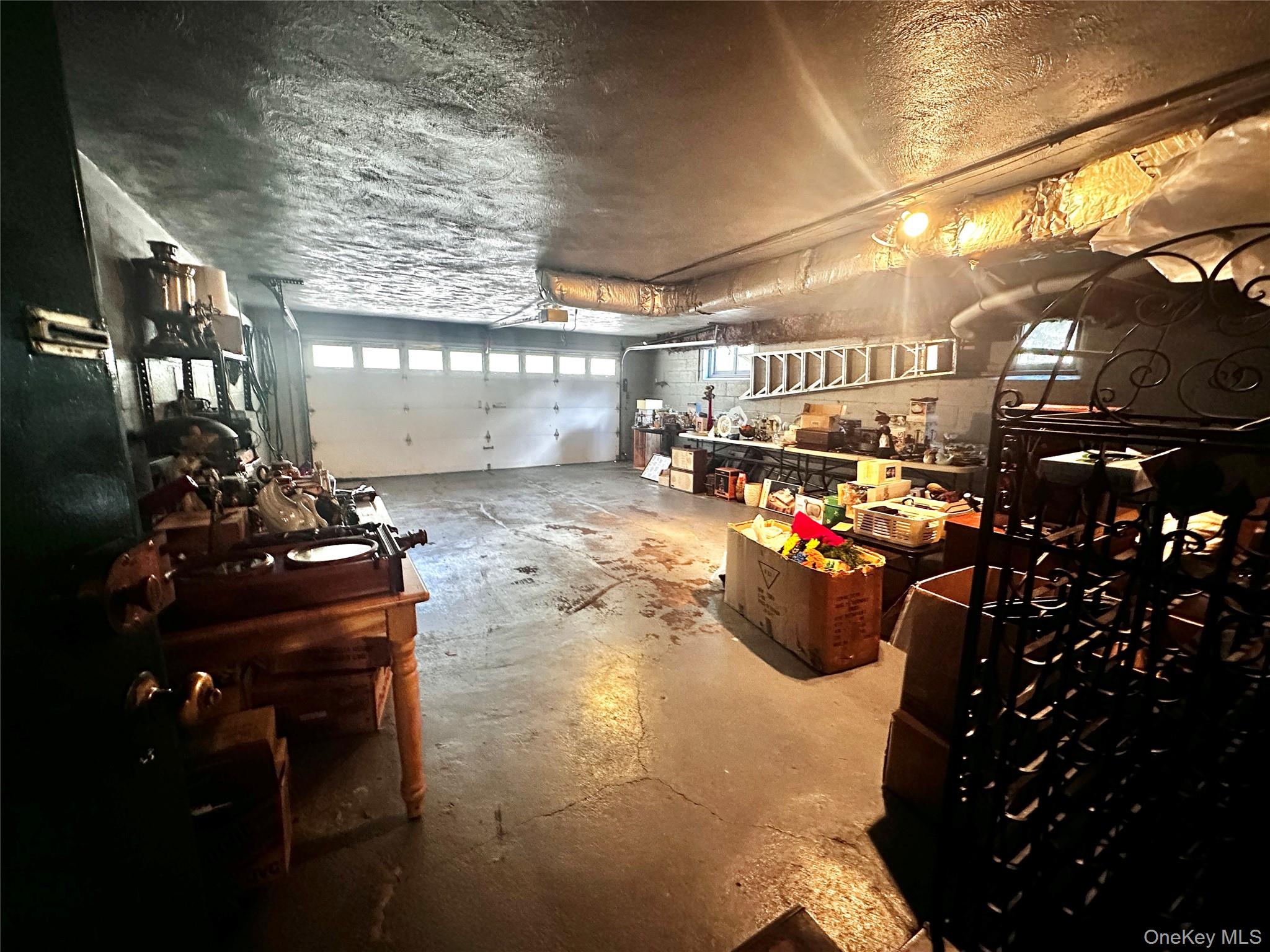 100 Woodford Road, Scarsdale, NY 10583