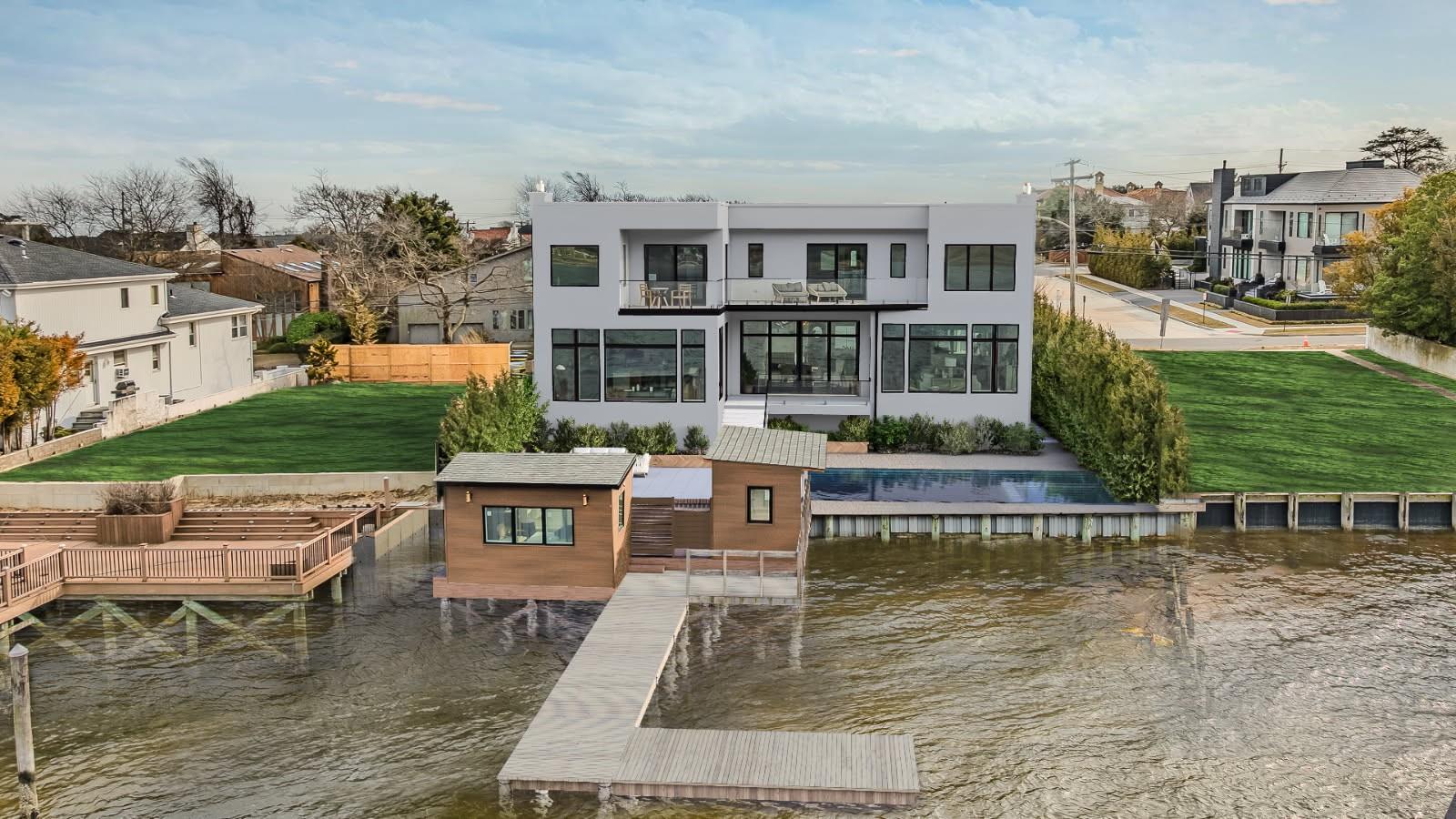 1770 Bay Boulevard, Atlantic Beach, NY 11509