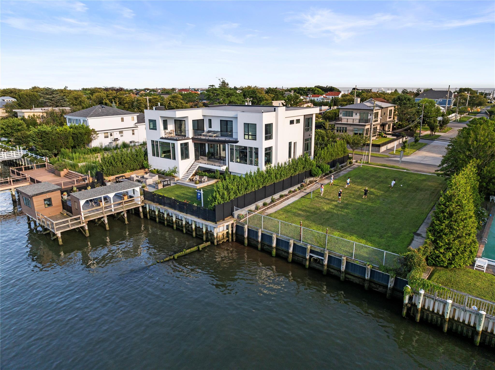 1770 Bay Boulevard, Atlantic Beach, NY 11509