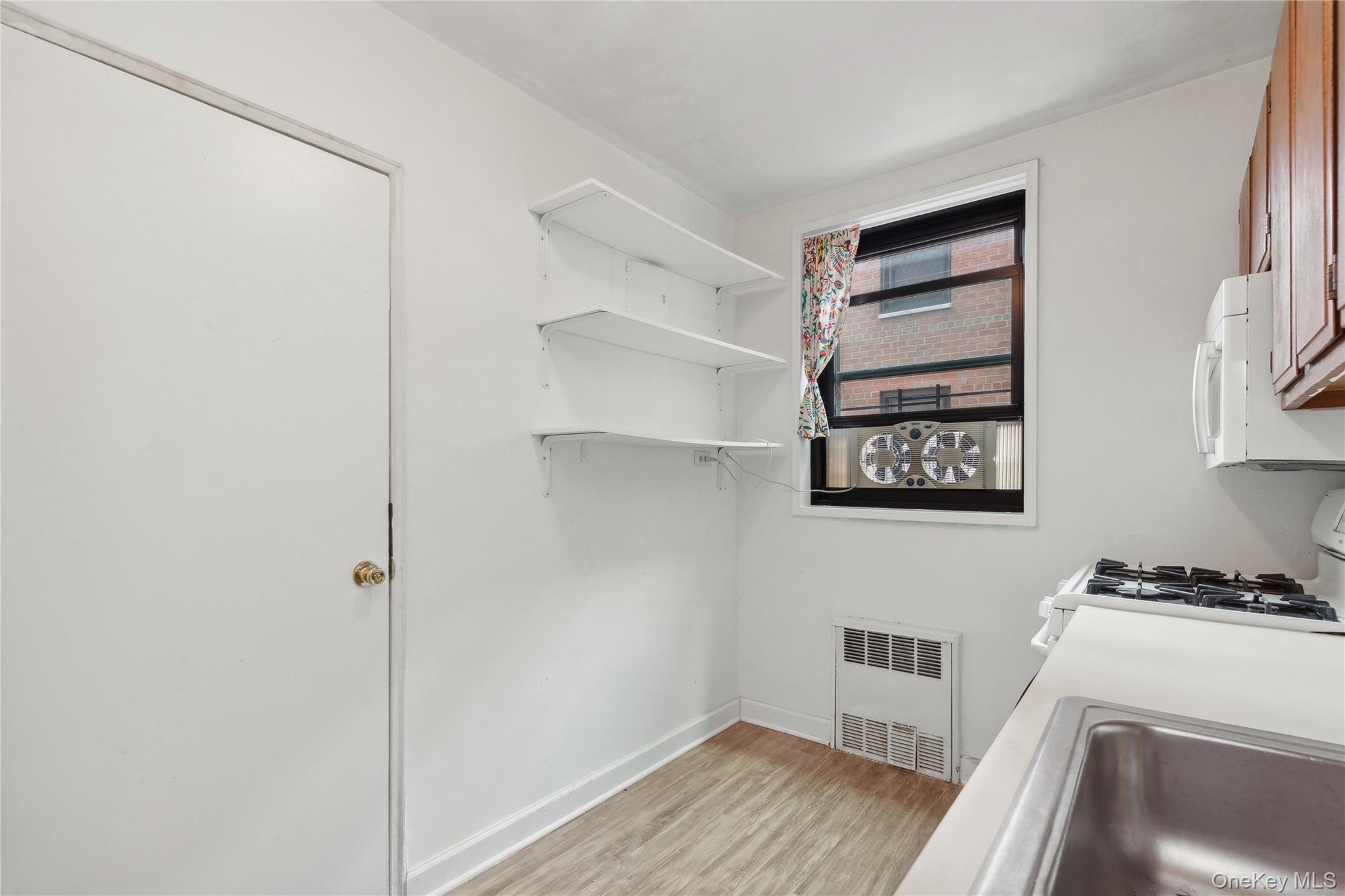 139-15 83 Avenue # 629, Briarwood, NY 11435