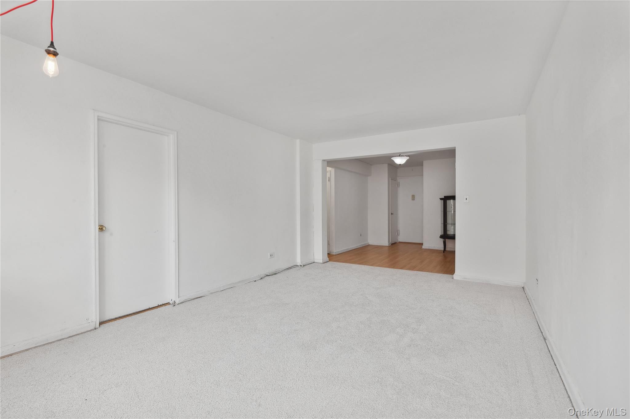 139-15 83 Avenue # 629, Briarwood, NY 11435