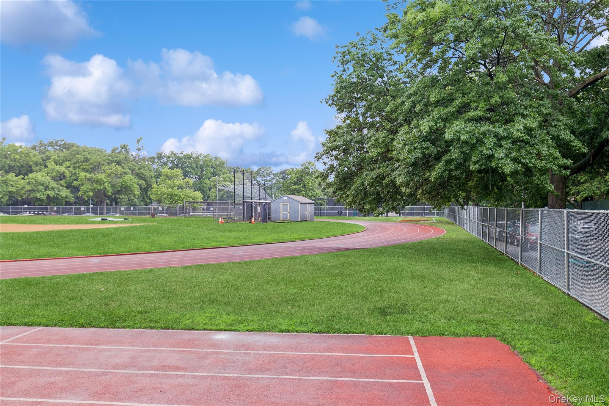 139-15 83 Avenue # 629, Briarwood, NY 11435