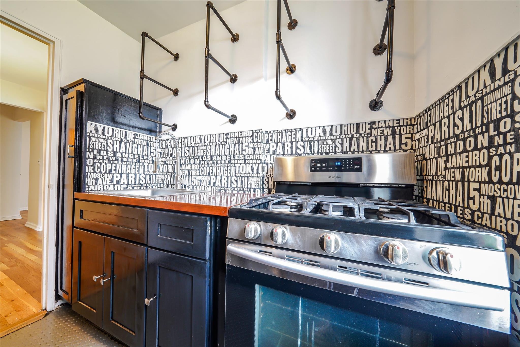 1 Fisher Drive # 207, Mount Vernon, NY 10552