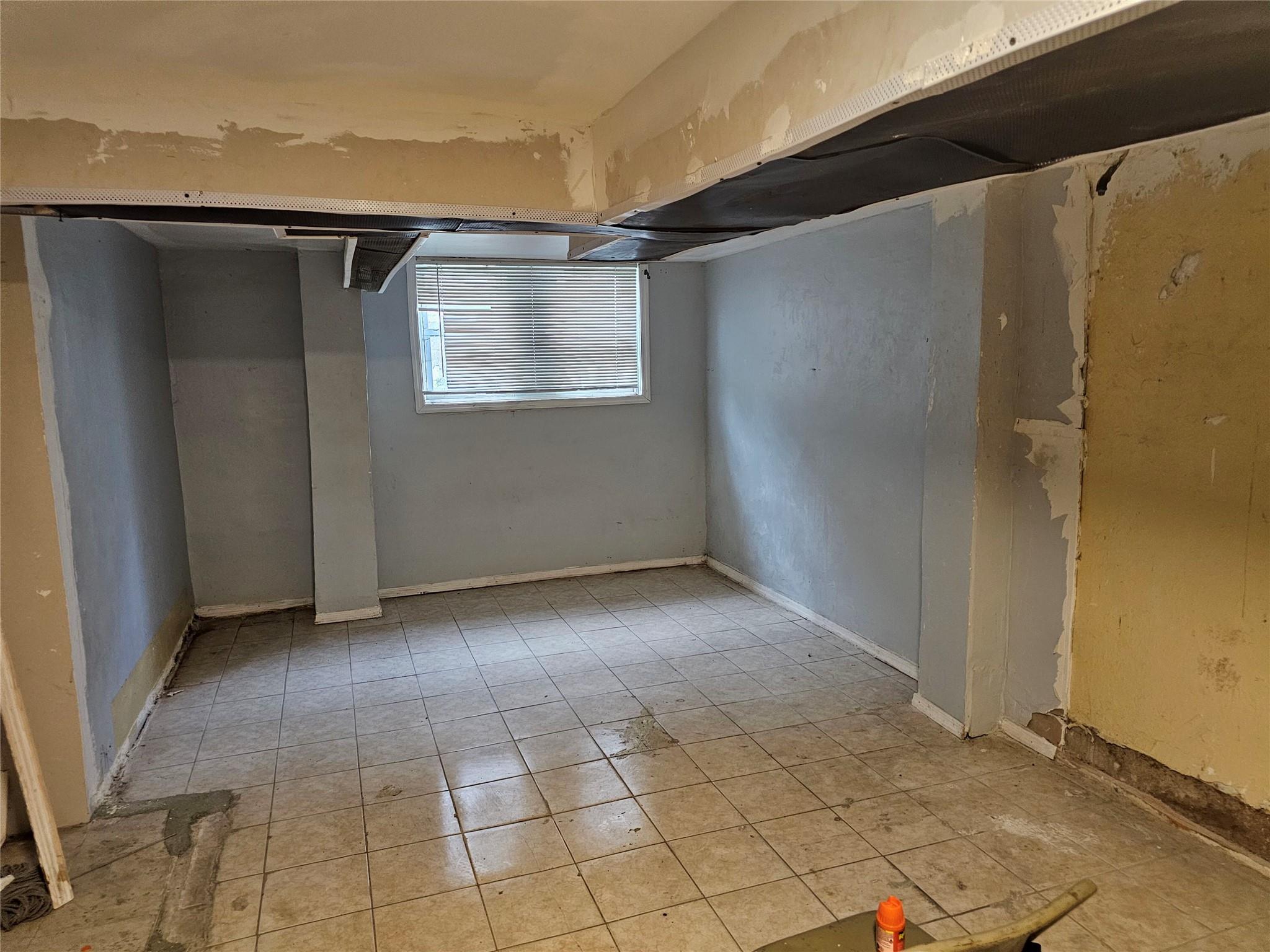 21531 Murdock Avenue, Queens Village, NY 11429