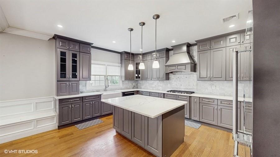 60 E Minerva Road, Lindenhurst, NY 11757