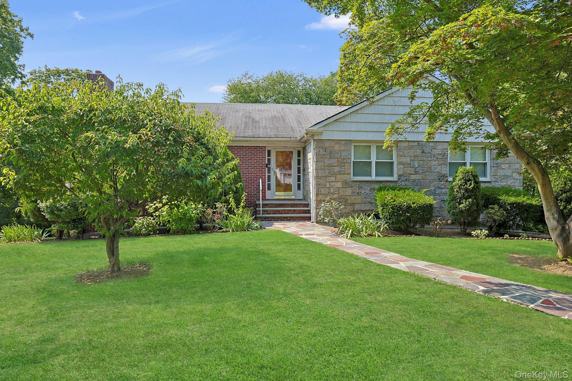 149 Longvue Terrace, Yonkers, NY 10710