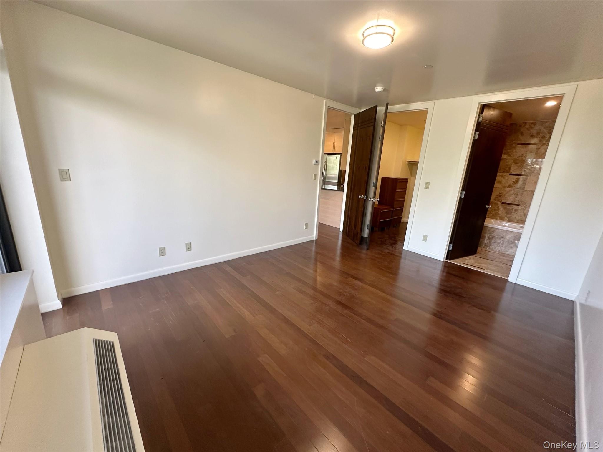 31-32 Union Street # 4C, Flushing, NY 11354