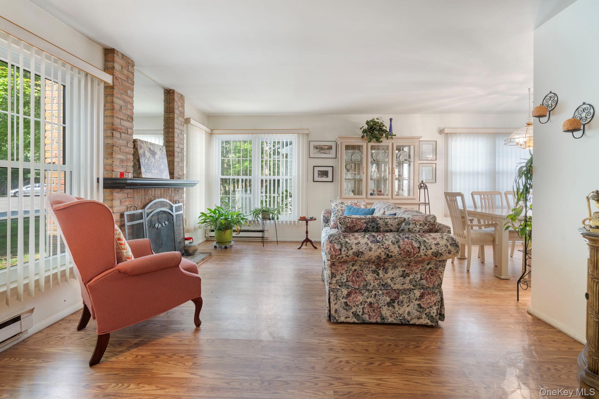 304 Kingston Court, Ridge, NY 11961