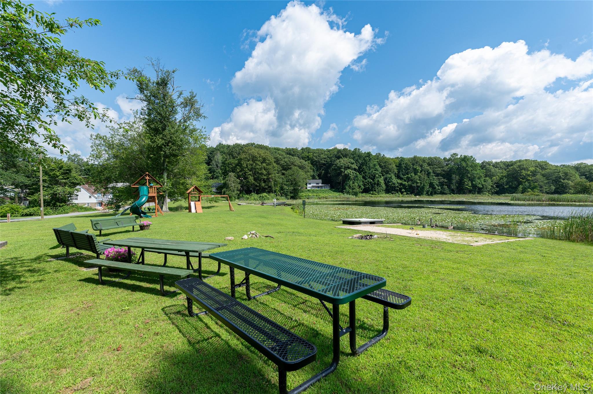 1 Shady Lane, Mahopac, NY 10541