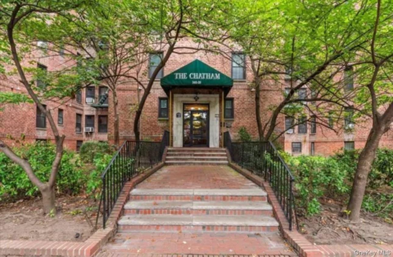 14018 Burden Crescent # 410, Briarwood, NY 11435