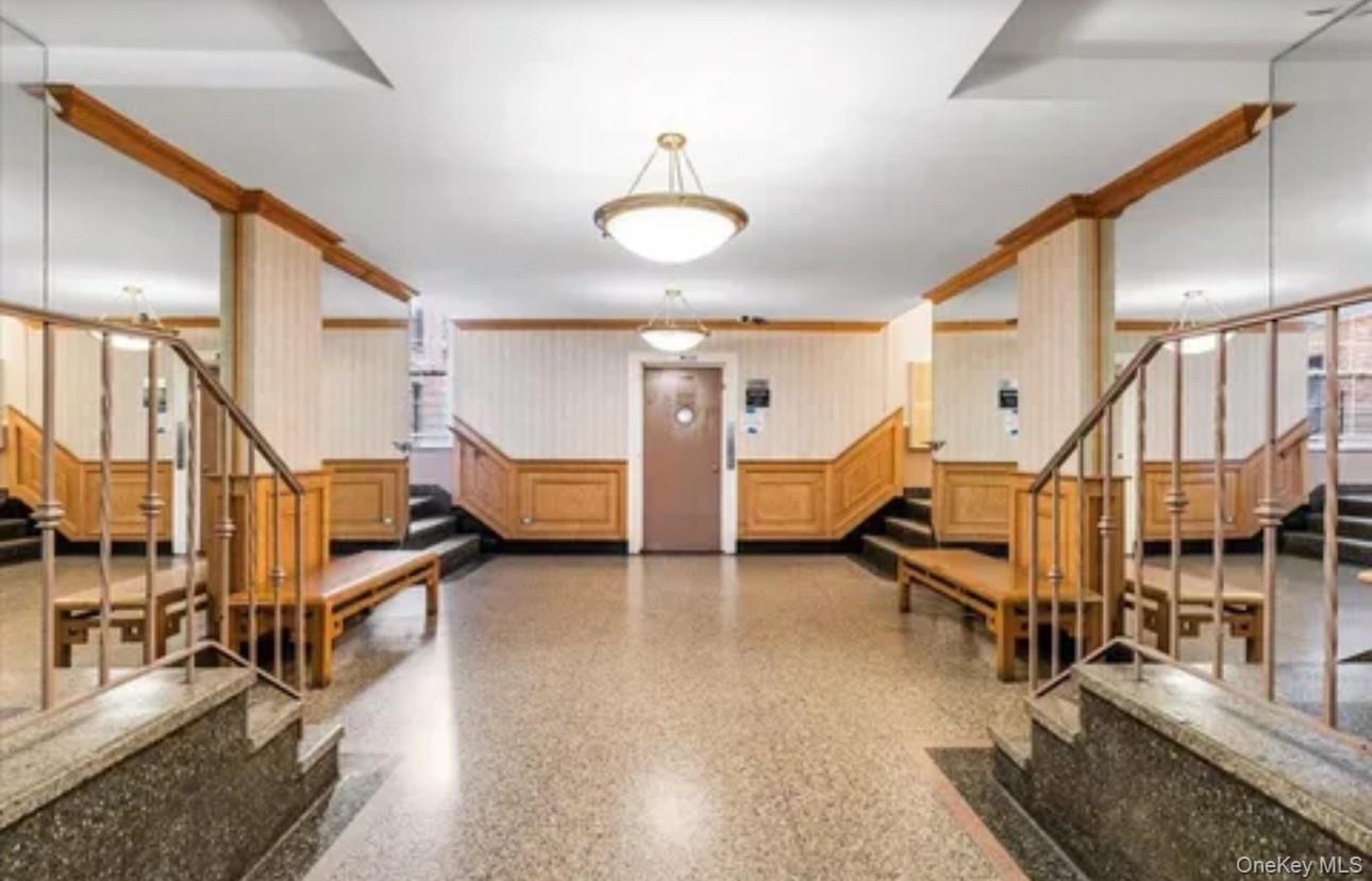 14018 Burden Crescent # 410, Briarwood, NY 11435