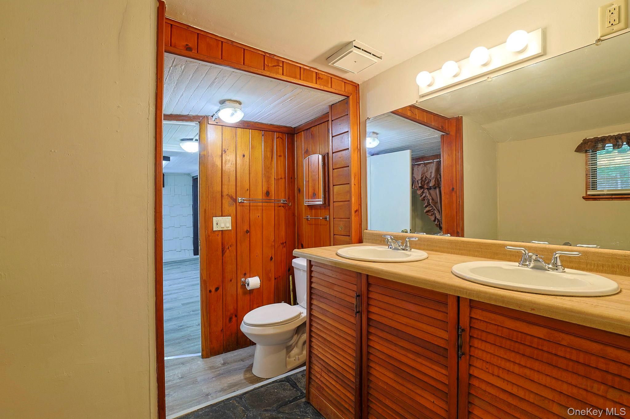 58 Wawayanda Avenue, Middletown, NY 10940