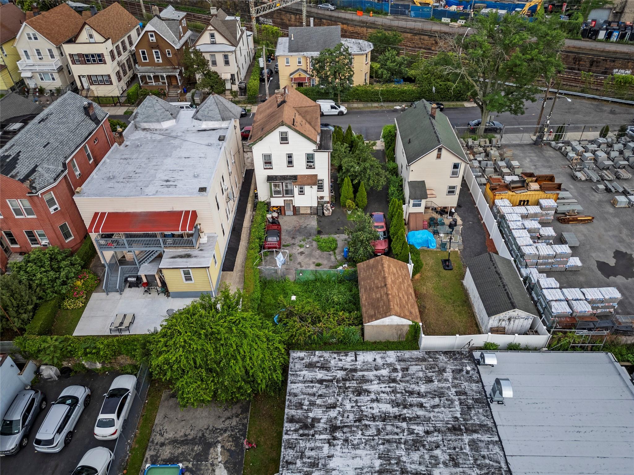 122 S High Street, Mount Vernon, NY 10550