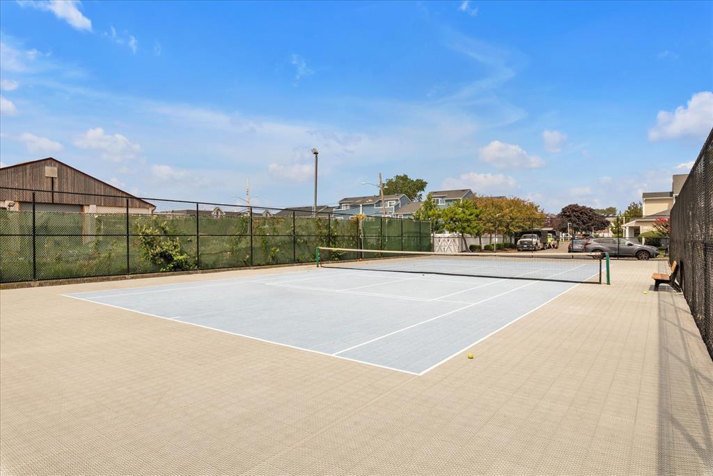 100 Baker Court # 128, Island Park, NY 11558