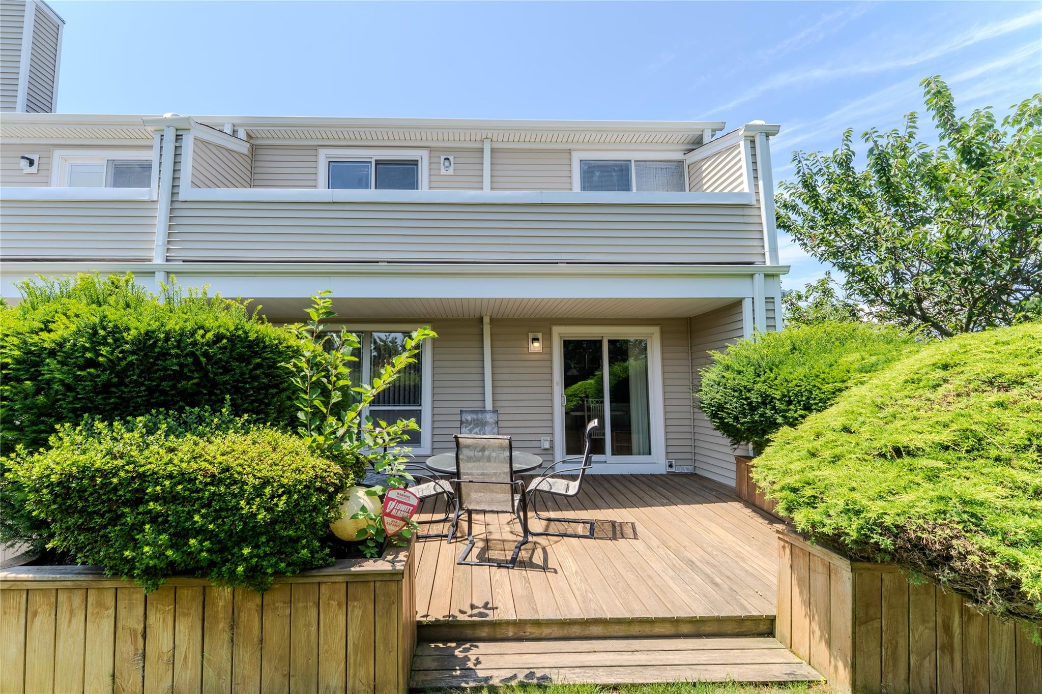 100 Baker Court # 128, Island Park, NY 11558