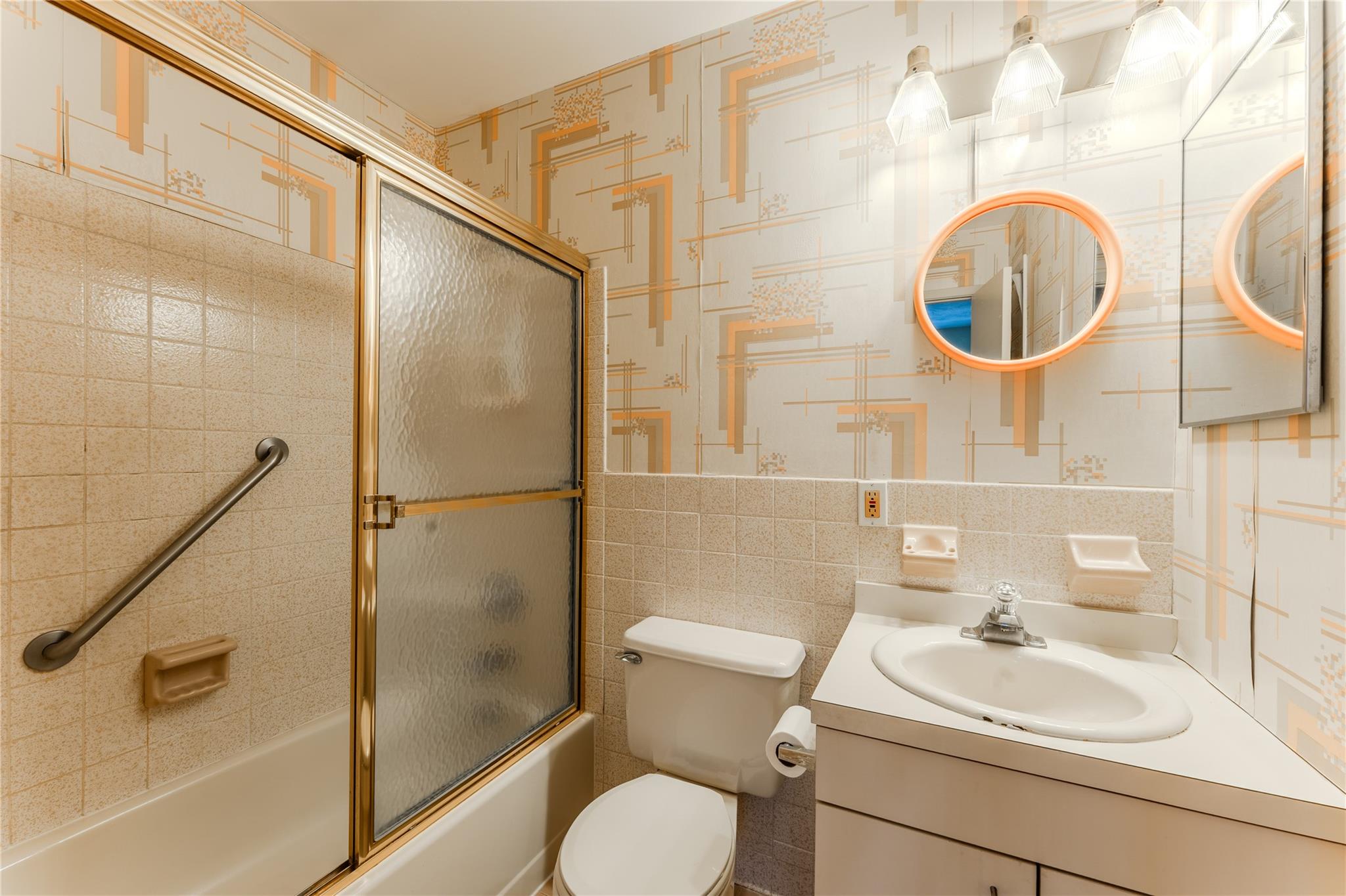 100 Baker Court # 128, Island Park, NY 11558