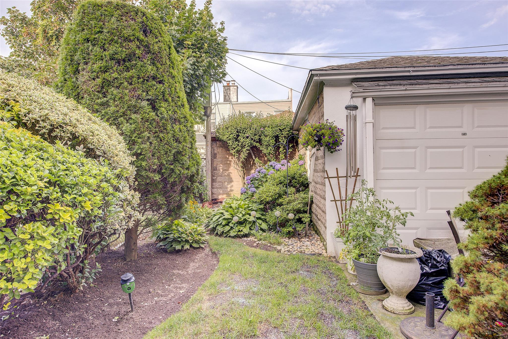 1607 E 43rd Street, Brooklyn, NY 11234