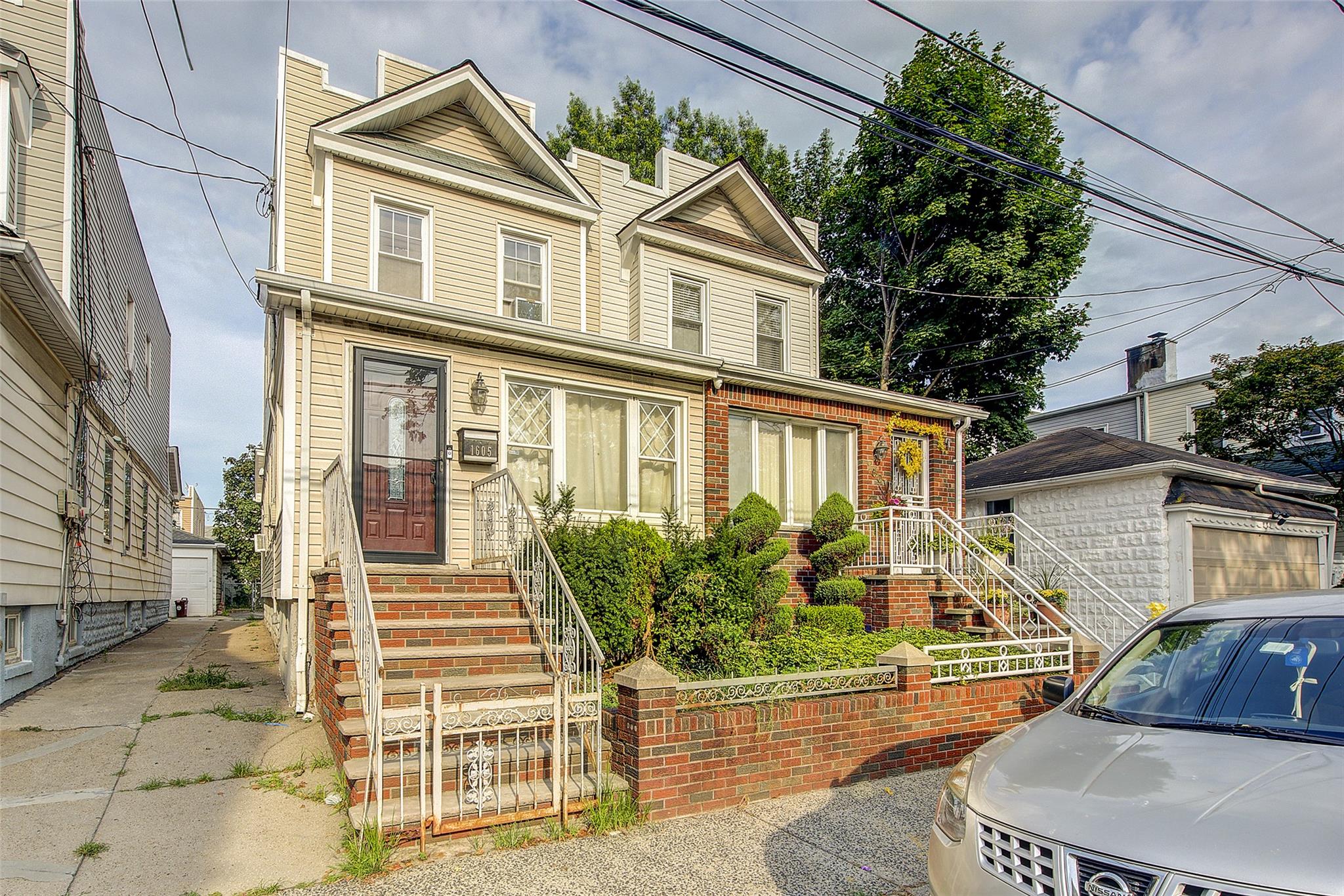 1607 E 43rd Street, Brooklyn, NY 11234