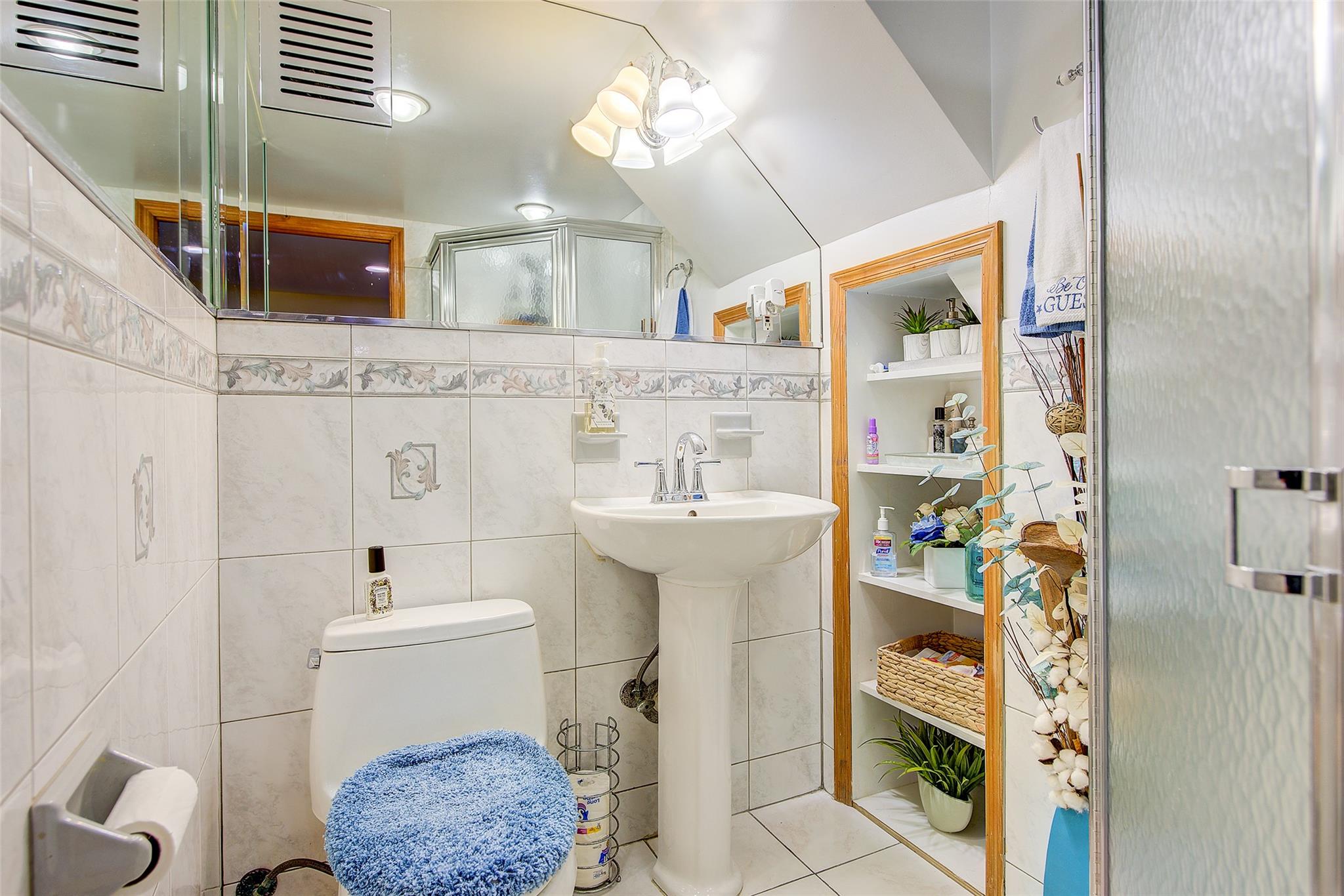 1607 E 43rd Street, Brooklyn, NY 11234