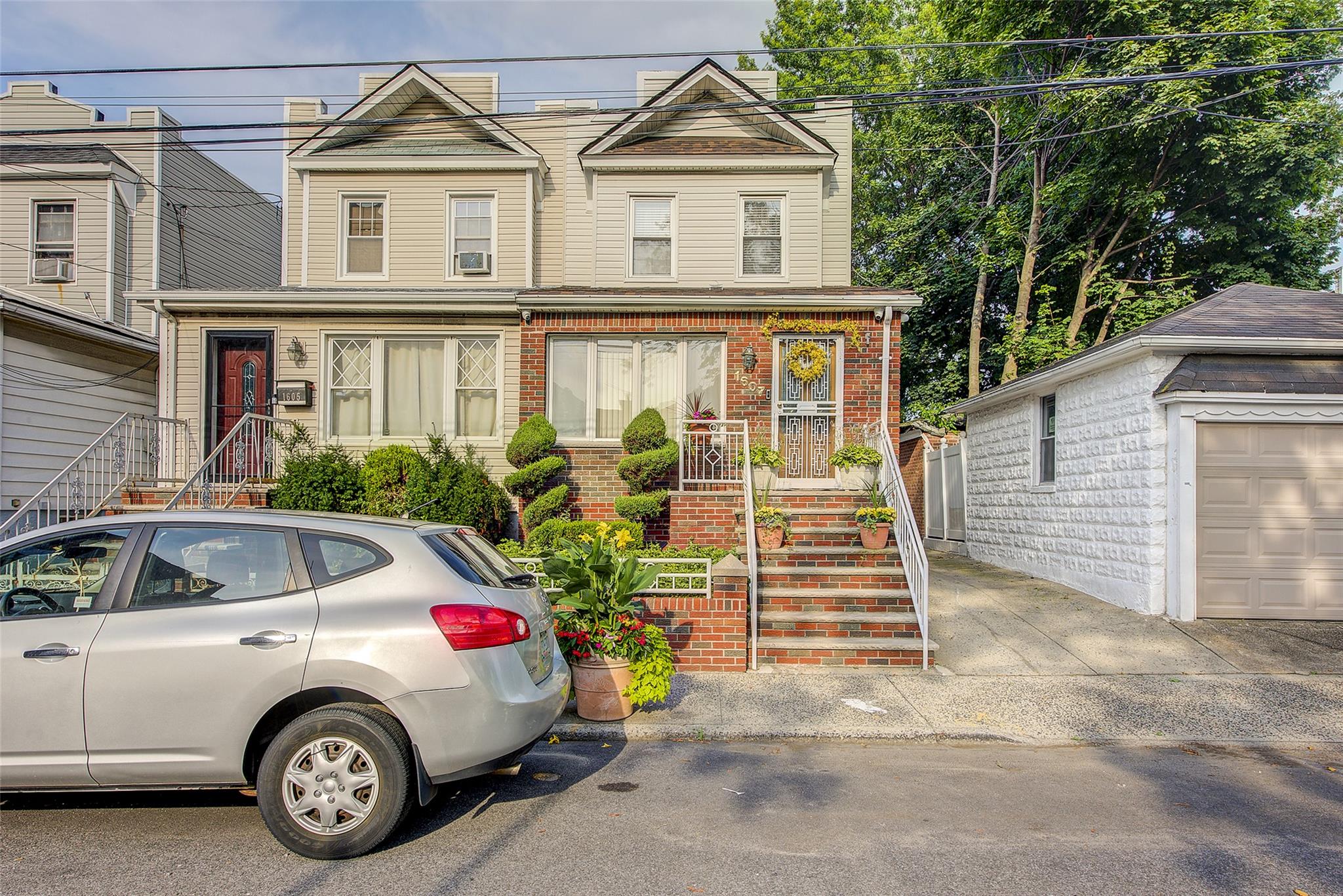 1607 E 43rd Street, Brooklyn, NY 11234