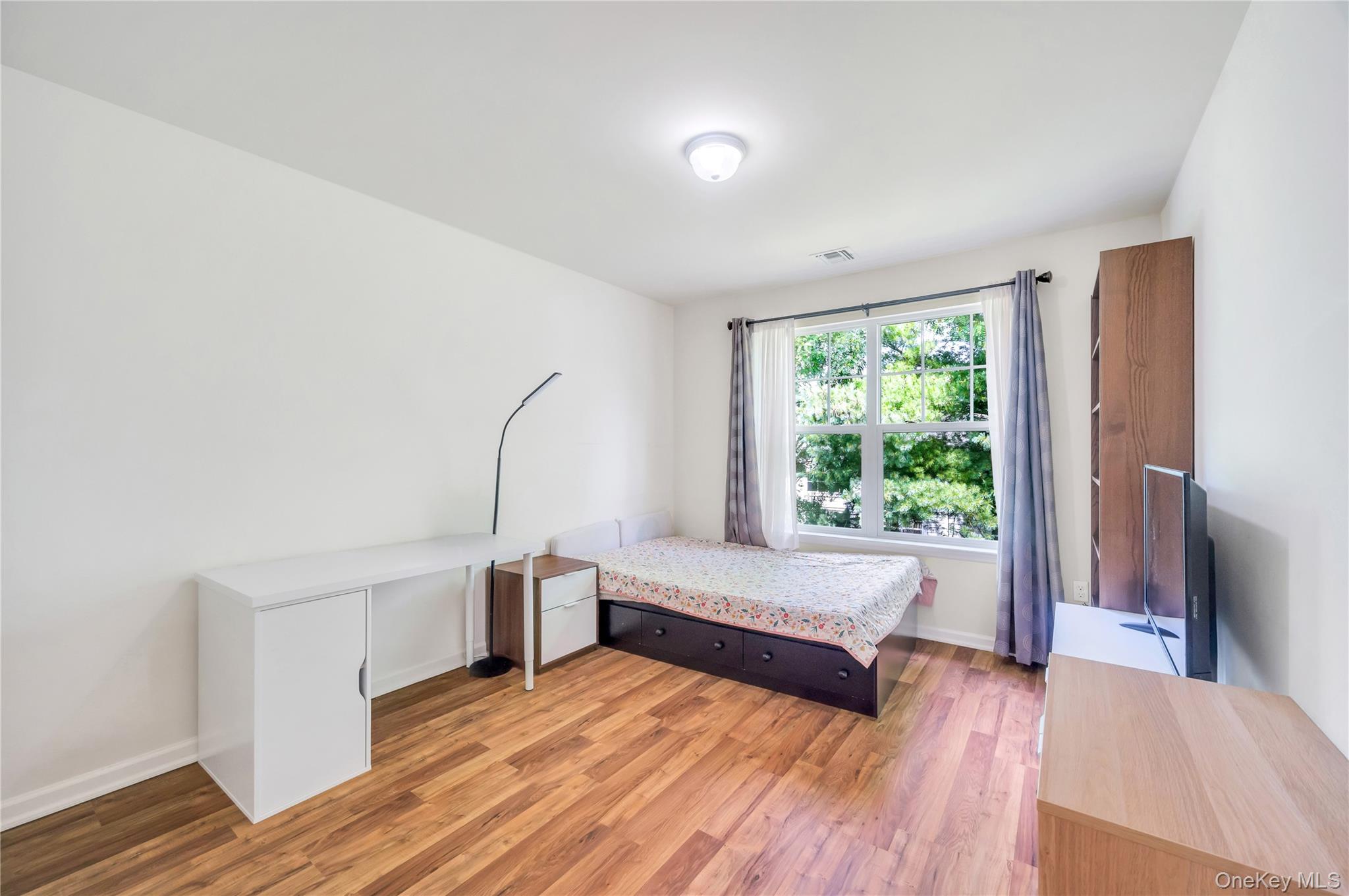 132 Weatherby Lane # 132, Central Islip, NY 11722