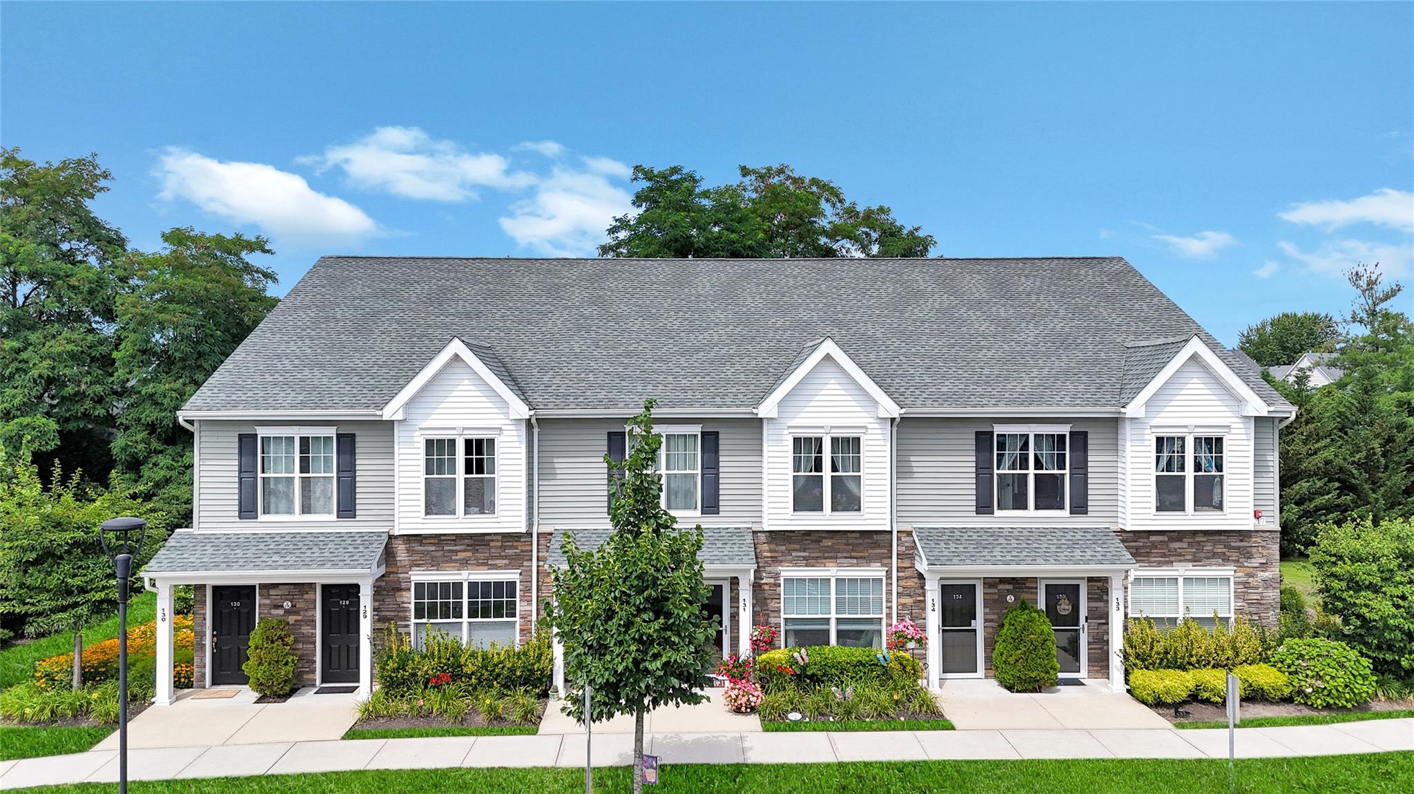 132 Weatherby Lane # 132, Central Islip, NY 11722